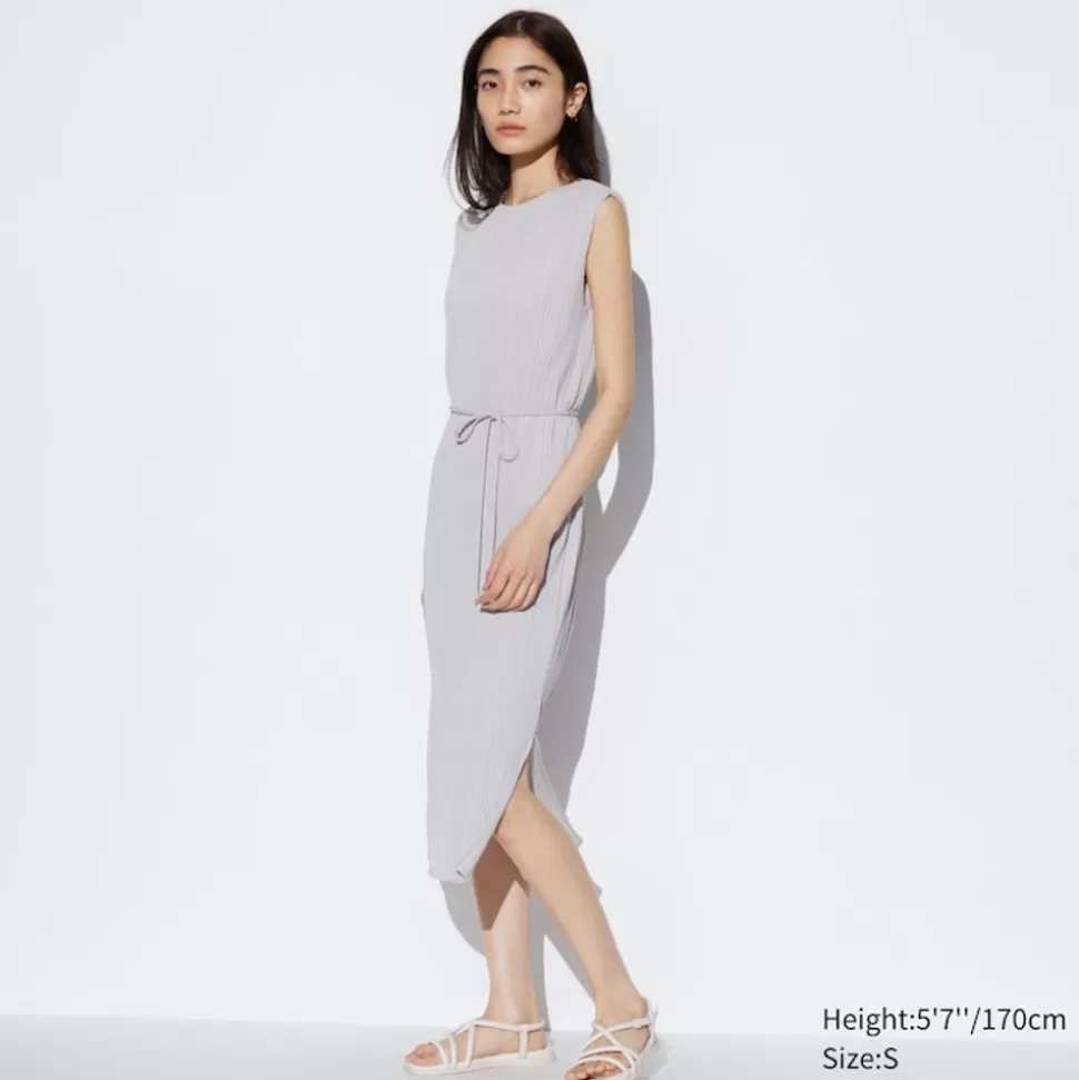 UNIQLO Kleider, Jumpsuits & Overalls*Armelloses Plisseekleid