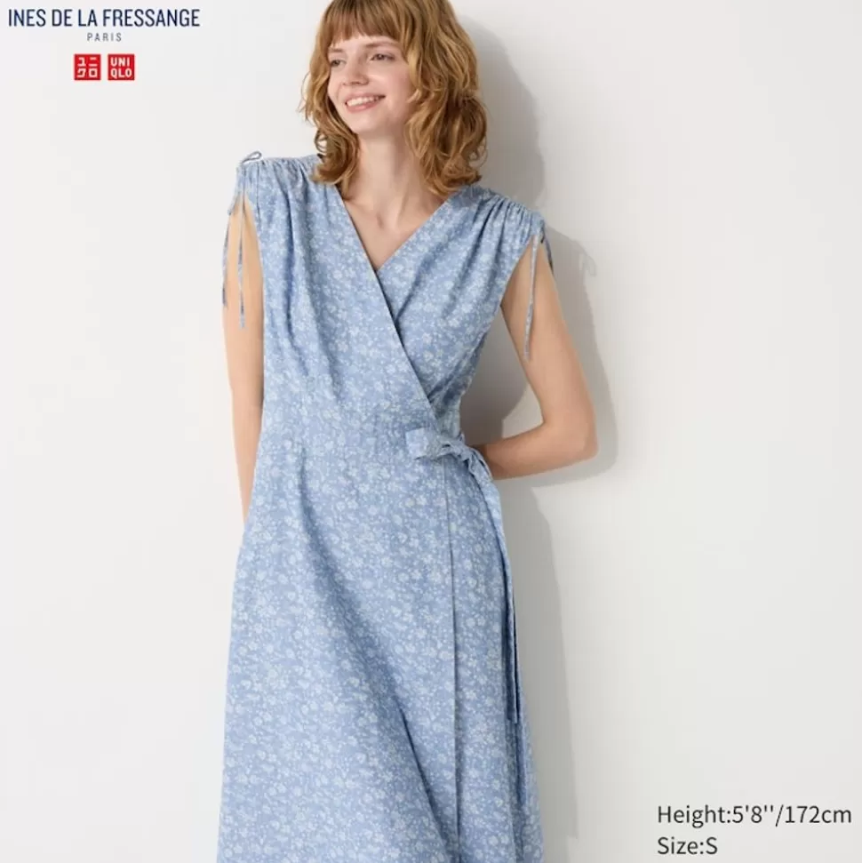 UNIQLO Kleider, Jumpsuits & Overalls*Gemustertes Armelloses Wickelkleid Blau