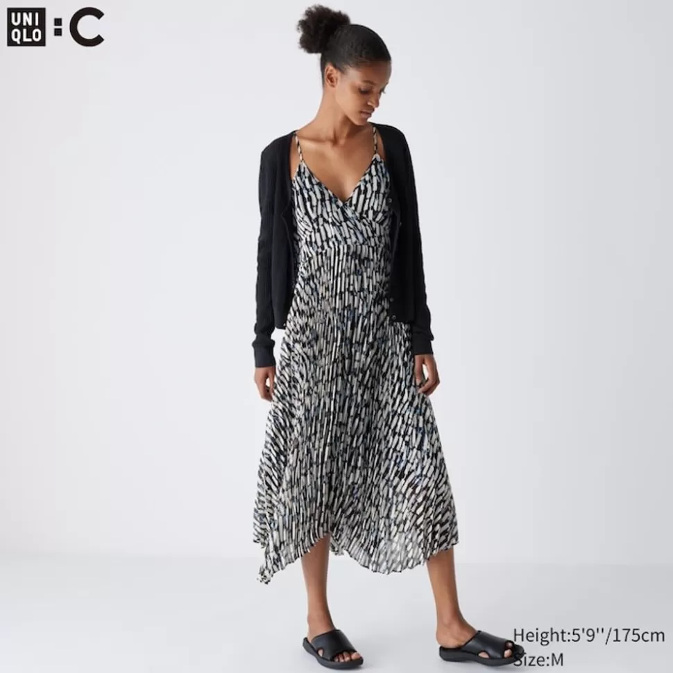 UNIQLO Kleider, Jumpsuits & Overalls*Gemustertes Falten Tragerkleid