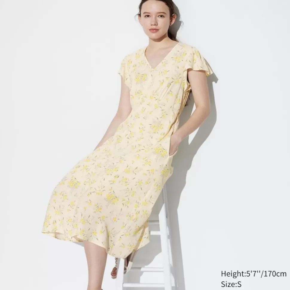 UNIQLO Kleider, Jumpsuits & Overalls*Gemustertes Kurzarm Kleid Mit V-Ausschnitt